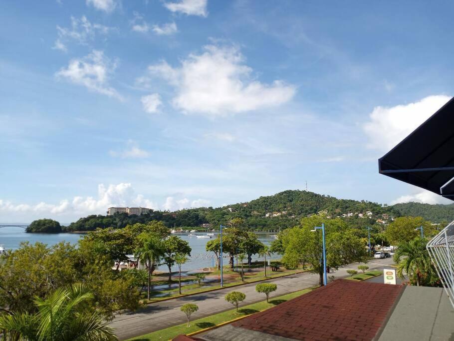 Indy'S Best Bay Frontview In Samana. Екстер'єр фото