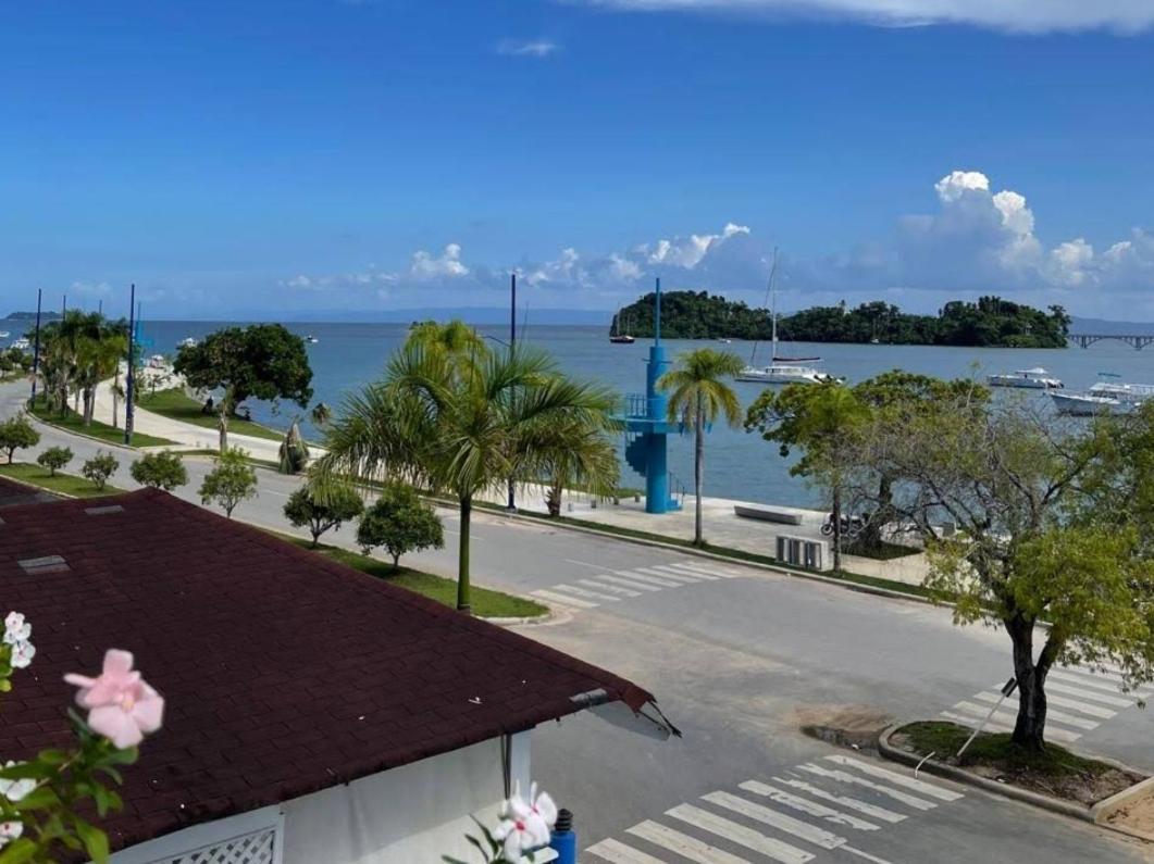 Indy'S Best Bay Frontview In Samana. Екстер'єр фото
